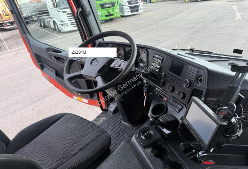 Kamion Mercedes 3243 8x4 Schwarzmüller /...