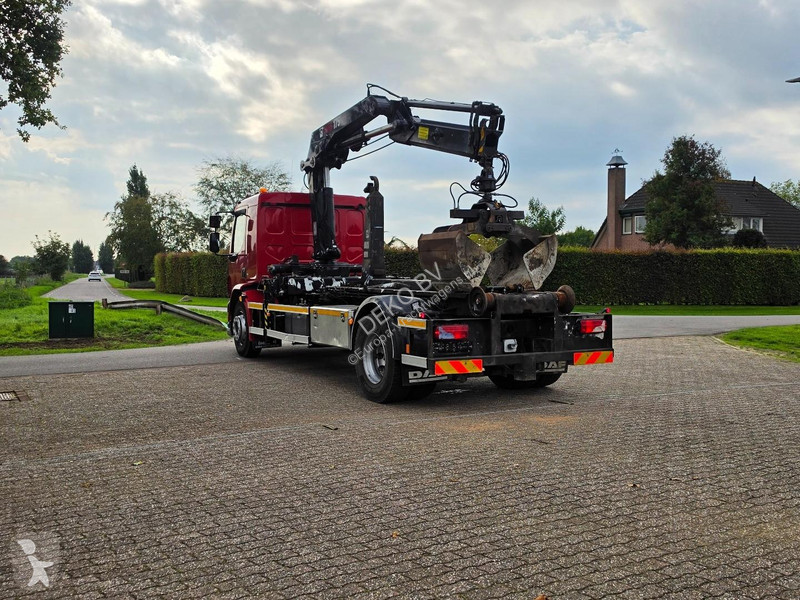 Kamion DAF 55/250 CRANE/HOOK!! 182,000 km!!...