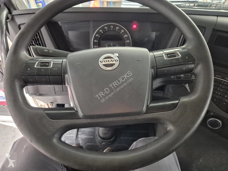 Teherautó Volvo FMX 370 16000L INSULATED INOX...