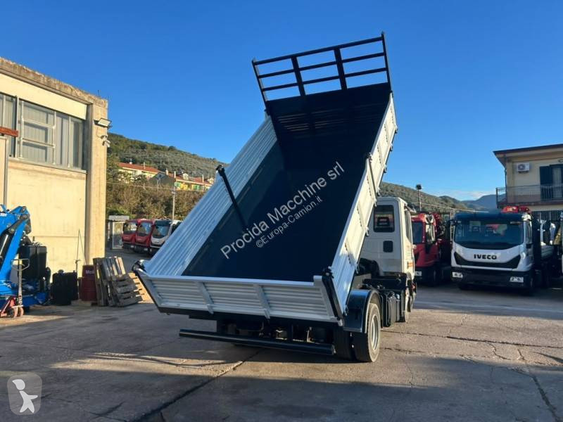 Kamion Iveco 80 E 22