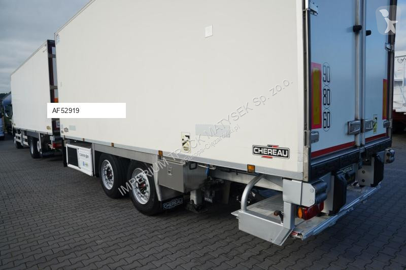 شاحنة Volvo / PRZYCZEPA / CHŁODNIA - 6,8 M /...