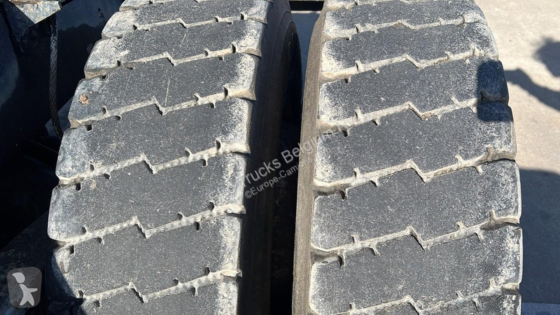 Kamion Mercedes SK (V6 / BOITE MANUELLE / LAMES...