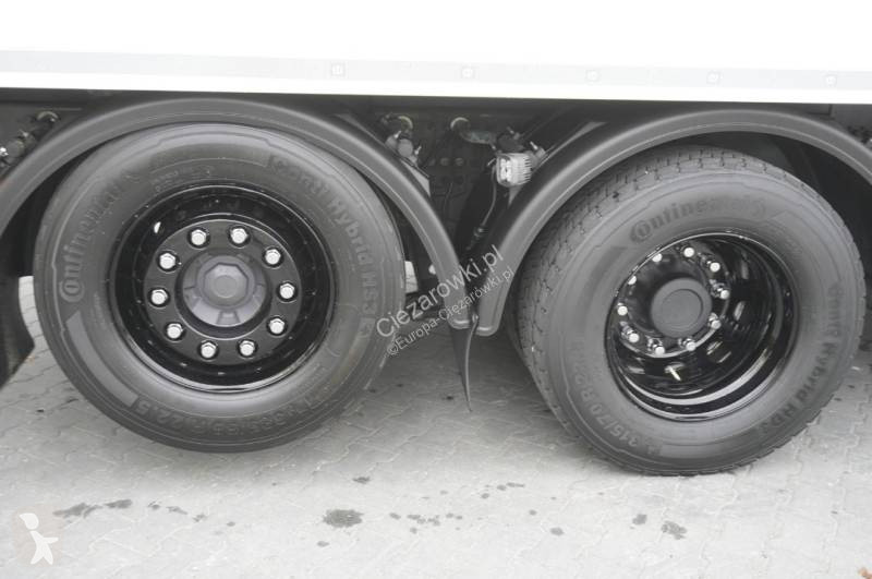 Kamion Volvo 500