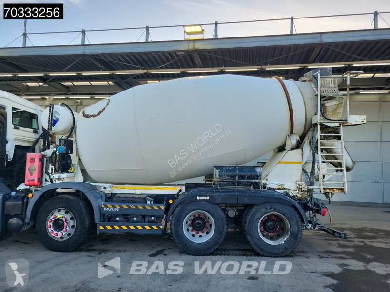 Vrachtwagen MAN 32.360  8X4 9m3 mixer Full...