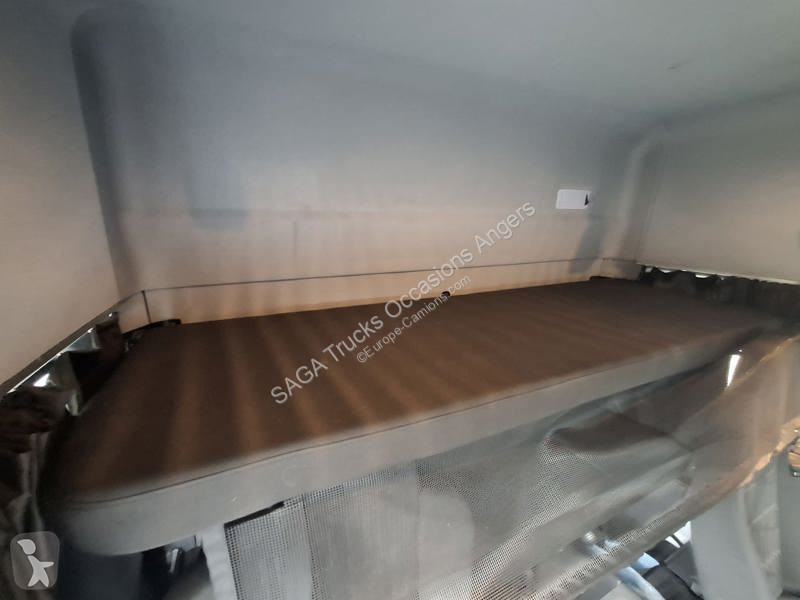 Kamion Mercedes 1530 Fourgon BigSpace 2.30M