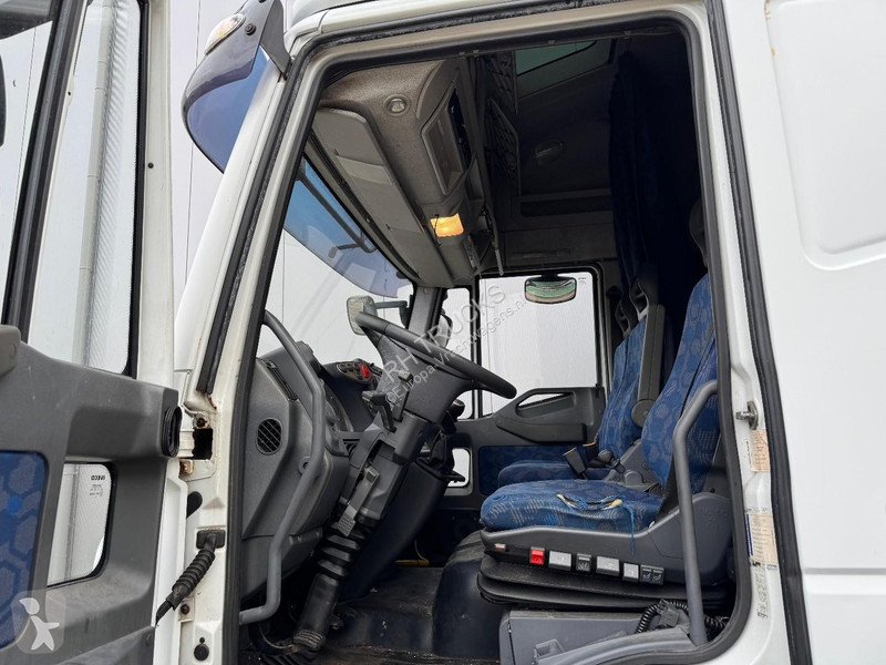 Lastbil Iveco EURO CARGO 160E25 4X2 + ZEPRO...