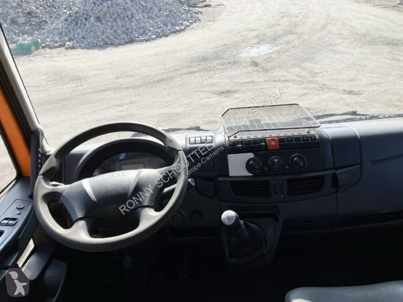 Camión Iveco ML100E21