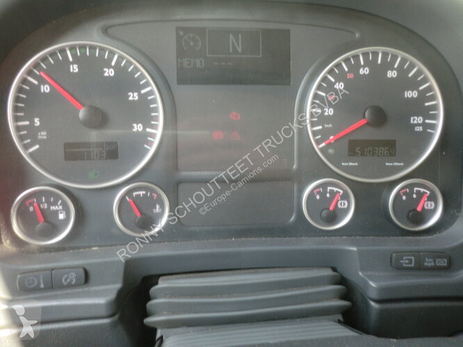 Vrachtwagen MAN TGL 8.210 BL 4x2