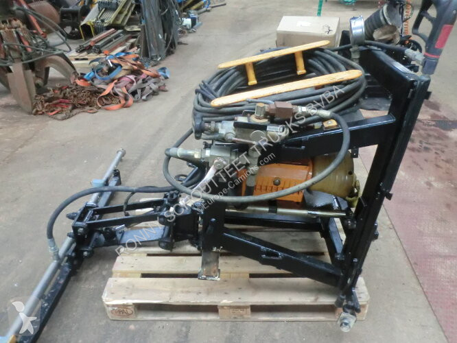 Vrachtwagen Unimog AUGL Kehrmaschine KMU88H...