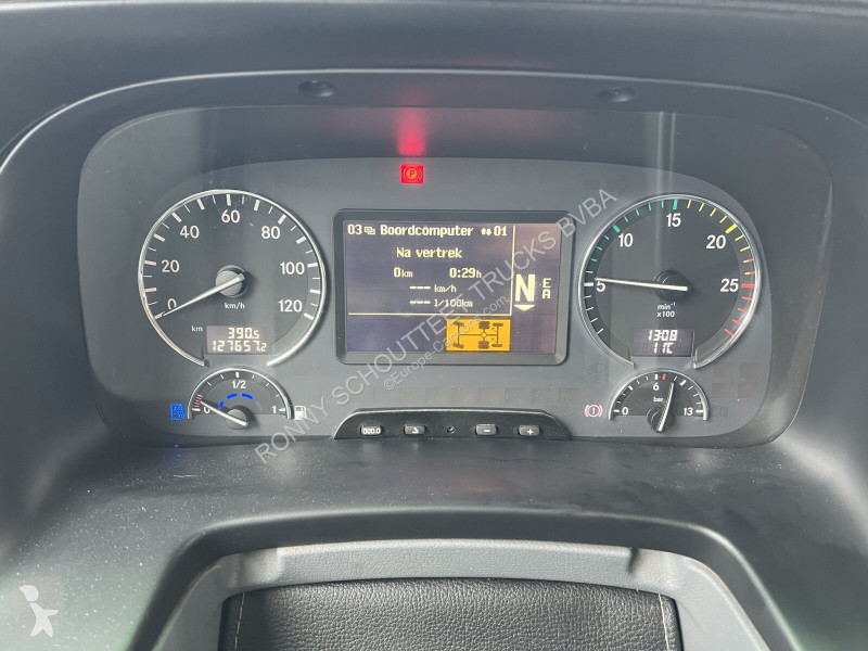 Kamion Mercedes Actros 2532 L 6x2 Actros 2532 L...