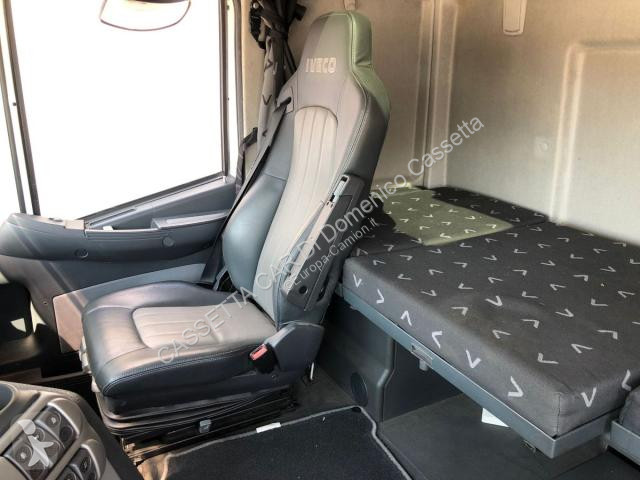 شاحنة Iveco STRALIS 500 CASSONE CENTINA ALLA...