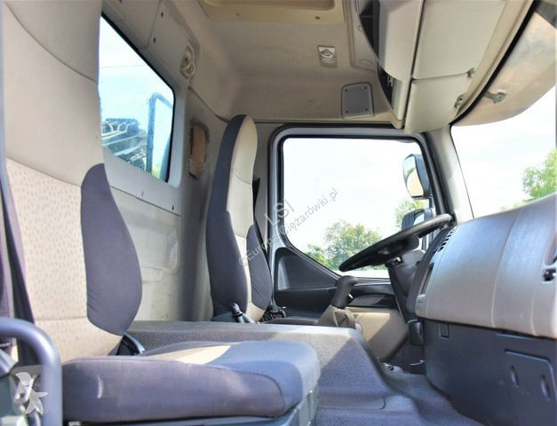 Camión Renault KERAX 370 DXI* HIAB 122B-3...