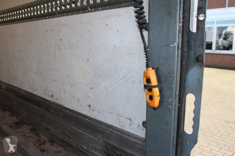 Lastbil Renault D  280E6 Wide Koffer LBW