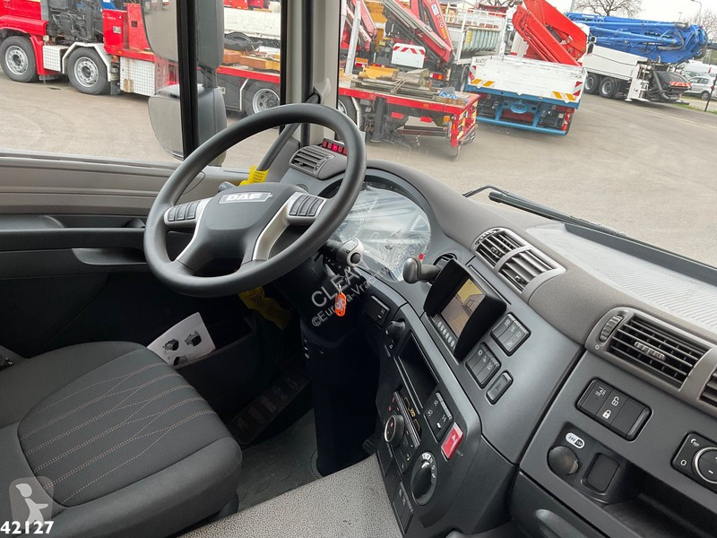 Camion DAF FAN  430 HMF 23 Tonmeter laadkraan