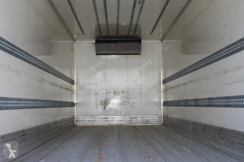 Kamion Mercedes 1221 E6 TK T-800 R Strom Türen+LBW