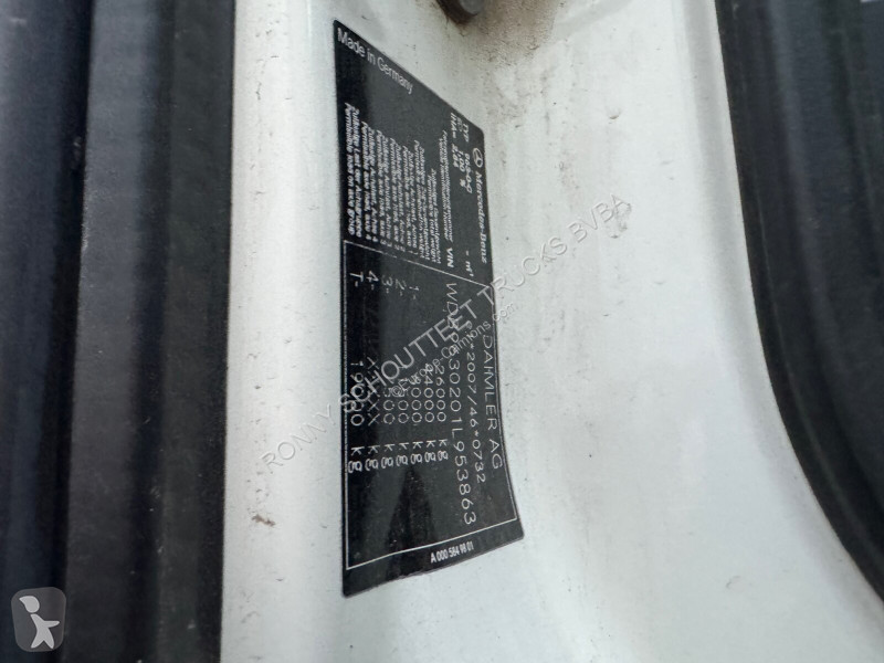 Kamion Mercedes Actros 2548 L 6x2,...