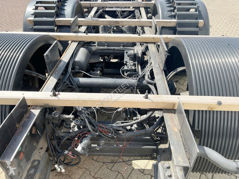 Camion MAN 25/18.284 6x2-4 LL 25/18.284 6x2-4...