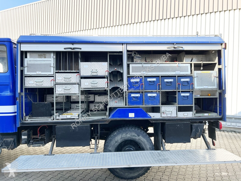 Vrachtwagen  120-23 AW 4x4 Doka 120-23 AW 4x4...