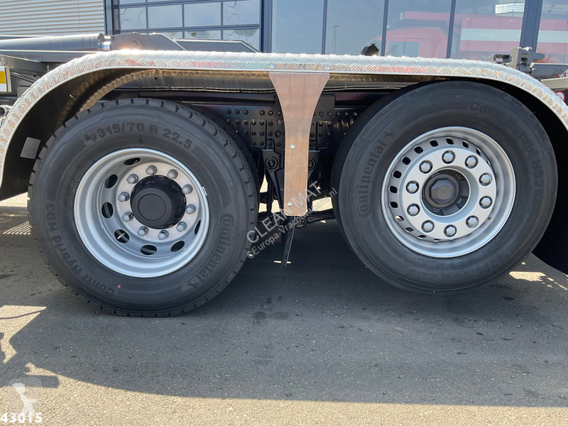 Camion Volvo 430 HMF 23 Tonmeter laadkraan