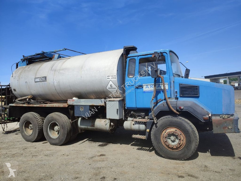 Kamion Renault C 260-26 6X4