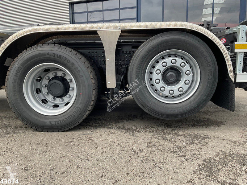 Camion Volvo 430 HMF 23 Tonmeter laadkraan