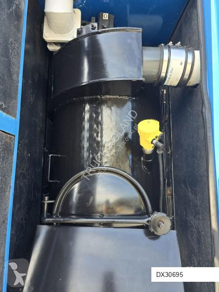 Камион Renault RIVARD HYDROCURE