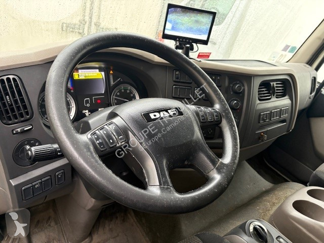 شاحنة DAF 12 TONNES 210 CV HAYON PORTE RELEVANTE