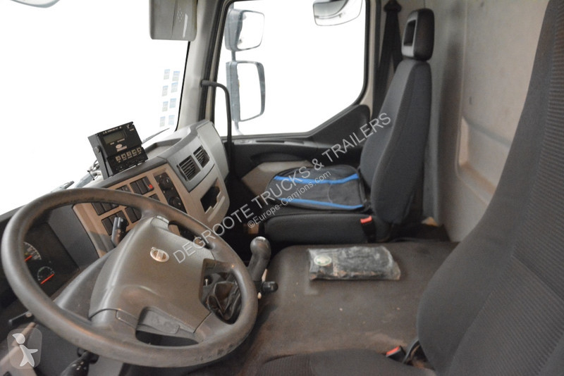 Camion Volvo FL 240