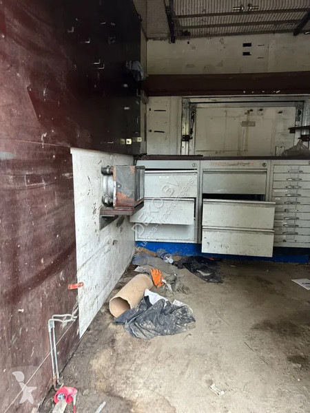 Kamion DAF 180!! HAAKARM/CONTAINER!!MOBILE...