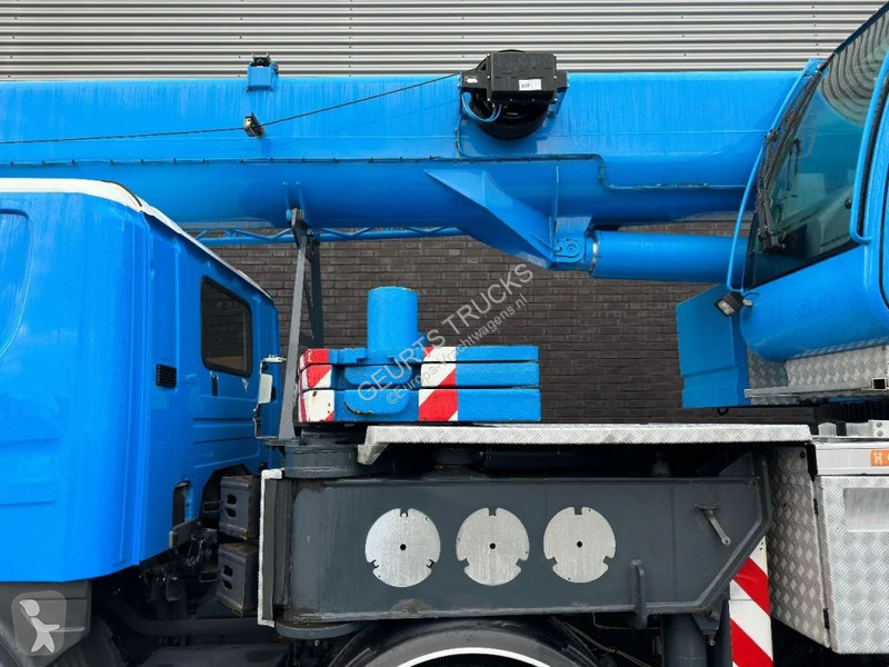 Camion Scania P420 8X4 + FAUN HK 40 + JIB...