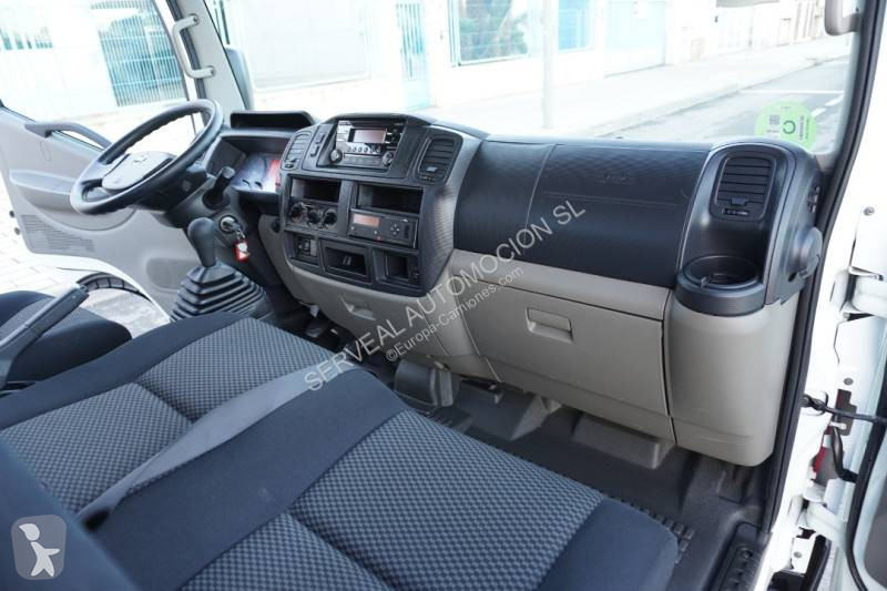 شاحنة Nissan