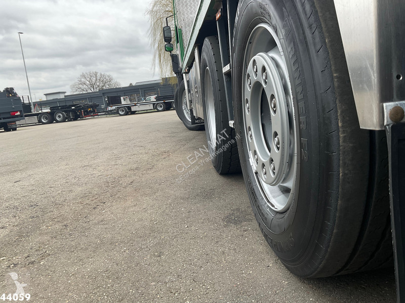 Camion DAF FAX 85  410 Euro 5 Fassi 66 Tonmeter...