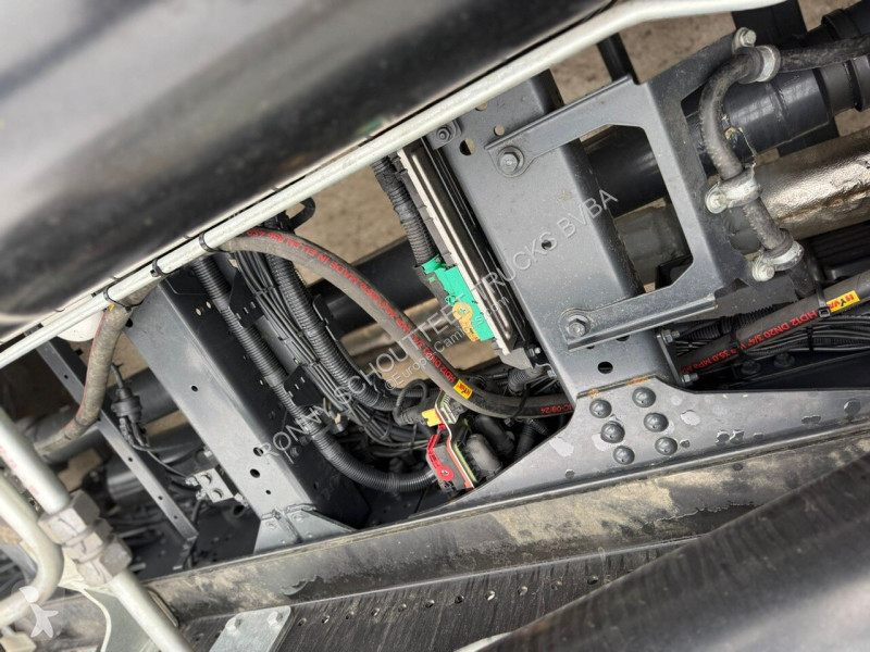شاحنة  T-Way AT410T51/58 8x4 T-Way AT410T51/58...