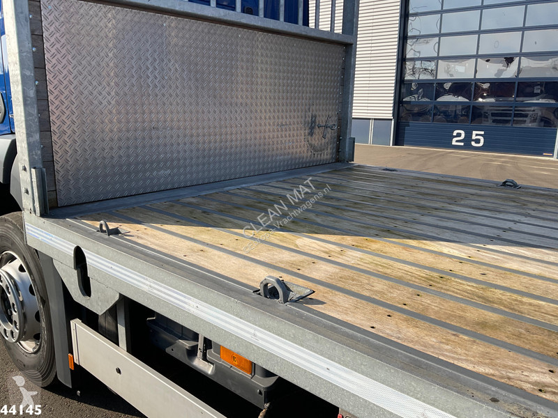 Camion Mercedes 2124 Hydraulische oprijramp...