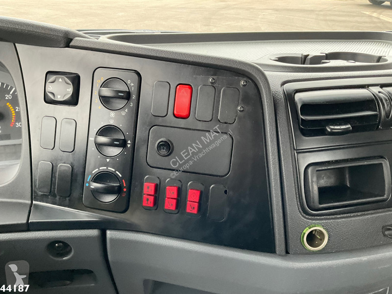 Kamion Mercedes 815 Wumag Elevant 17 meter...