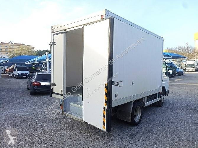 Vrachtwagen Mitsubishi Fuso