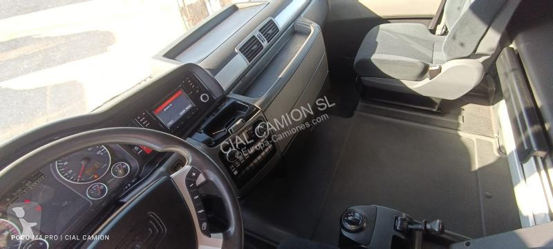 Camion MAN 18.440