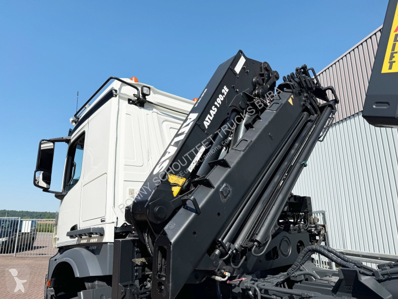 Camion Mercedes Arocs 3351 AK 6x6 Arocs 3351 AK...