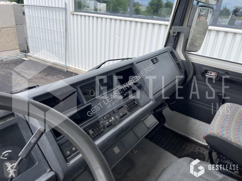 Camion Renault 140.13