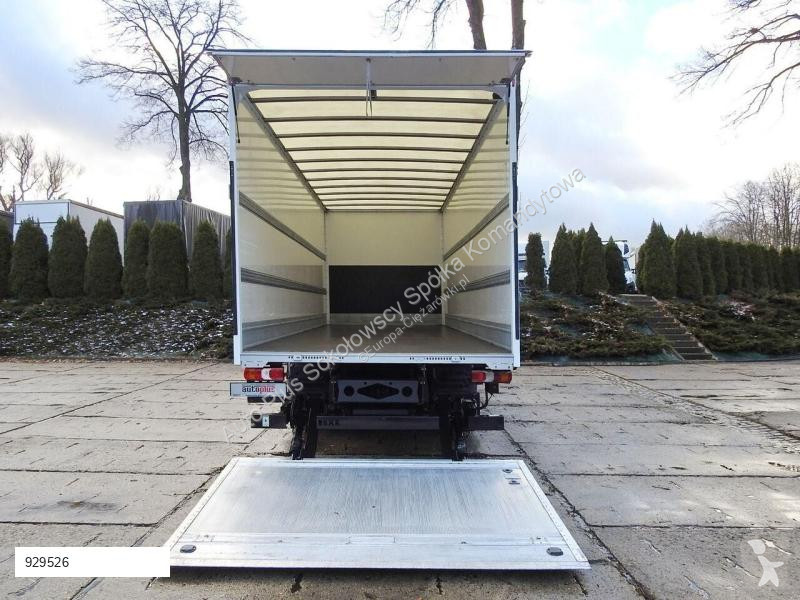 Camion Mercedes ATEGO 12.24 KONTENER WINDA 18...