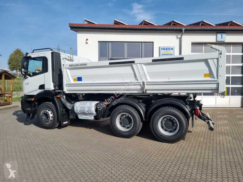 Kamion Iveco AD300X48Z HR OFF 6x4...