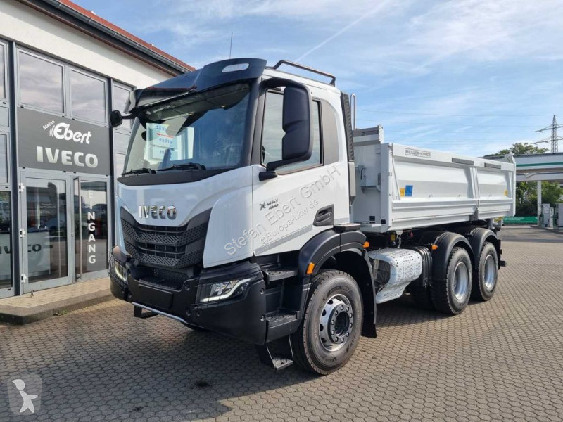 Kamion Iveco AD300X48Z HR OFF 6x4...