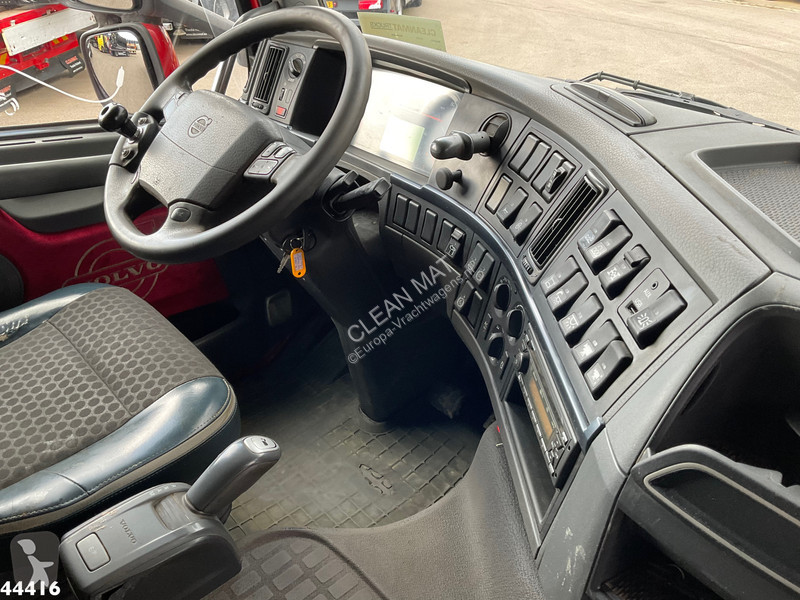 Kamion Volvo FH  8x4 Fassi 27 Tonmeter...