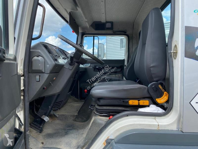 Camion Nissan 110150
