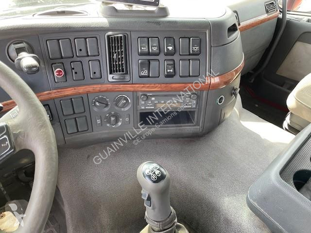 Camion Volvo 380