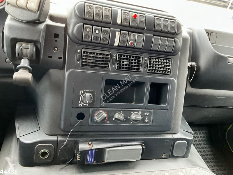 Camion Iveco AD260T41 6x4 HMF 16 Tonmeter Z-kraan