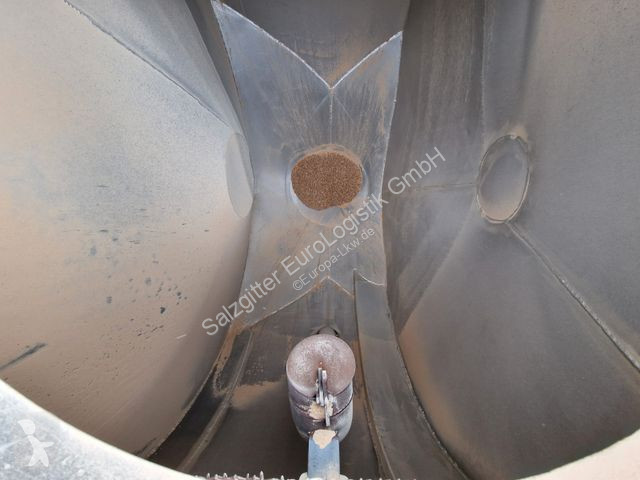 Kamion MAN 35.440 8X2-4 BL / SILO / 36m3...