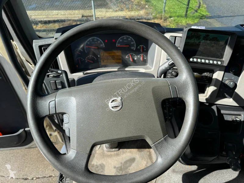 Camion Volvo FL 240 4X2 - EURO 5 CHASSIS