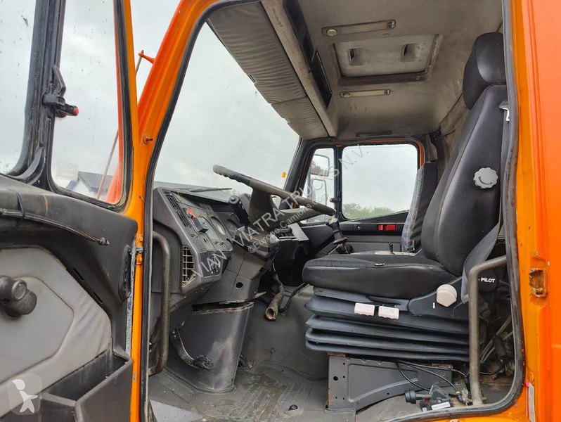 Camion Mercedes SK KIPPER / BENNE 6 ROUES