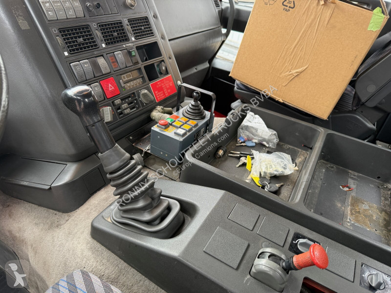 Kamion  EuroTech 240E38 6x2-4 EuroTech 240E38...